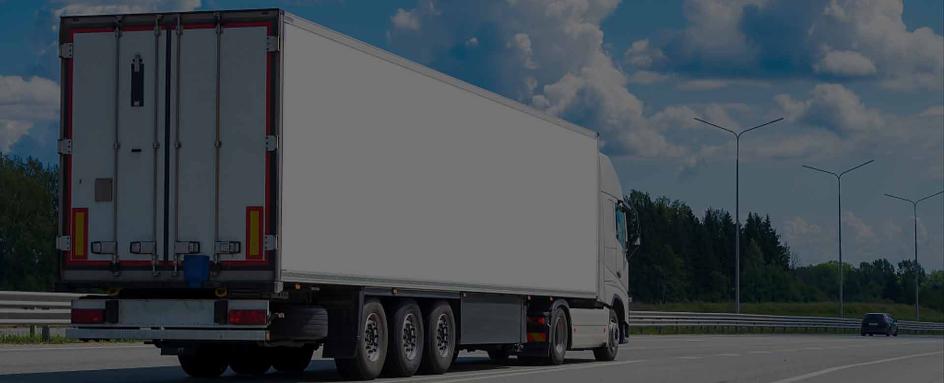 Semi Low Loader Trailer Characteristics